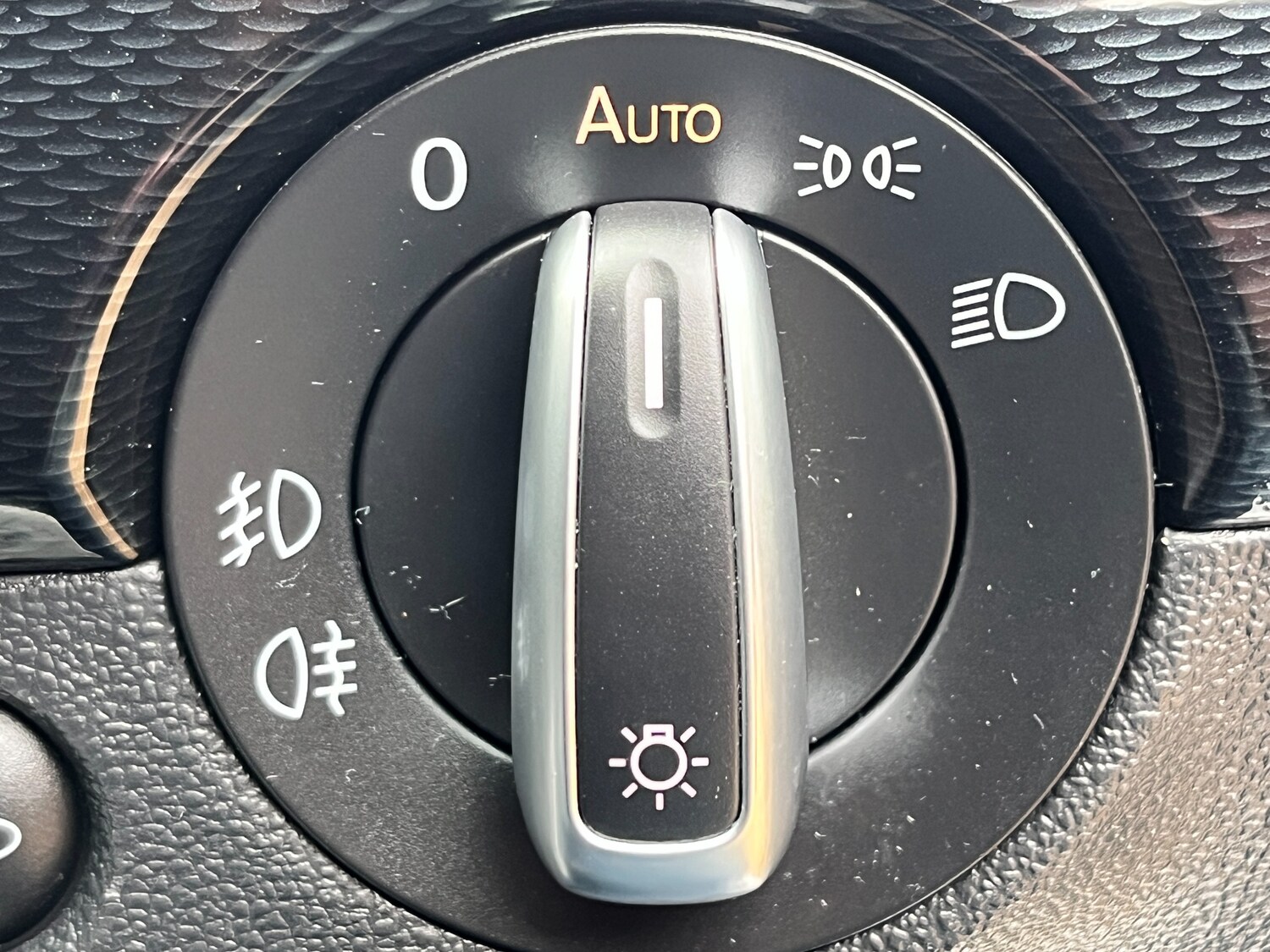 Used Volkswagen Jetta 2015 for sale - 77679737: Photo 11