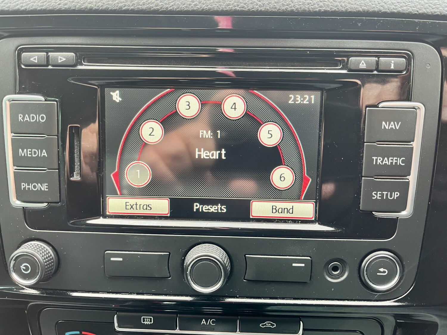 Used Volkswagen Jetta 2015 for sale - 77679737: Photo 15