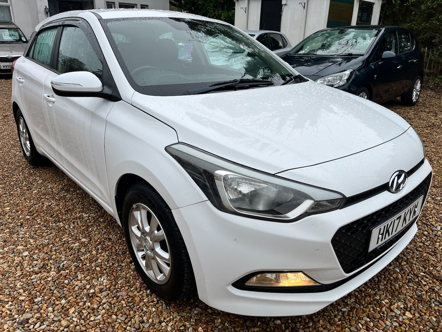 Used Hyundai i20 2017 for sale - 76972941: Photo 3