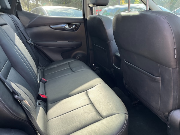 Used Nissan Qashqai 2015 for sale - 76224929: Photo 11
