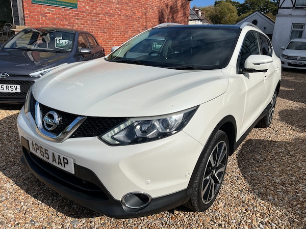 Used Nissan Qashqai 2015 for sale - 76224929: Photo 1