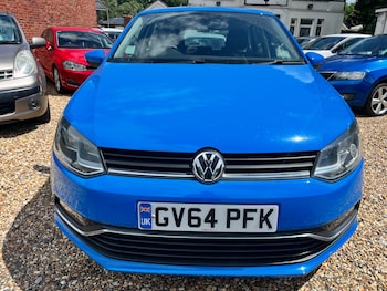 Used Volkswagen Polo 2015 for sale - 78794529: Photo