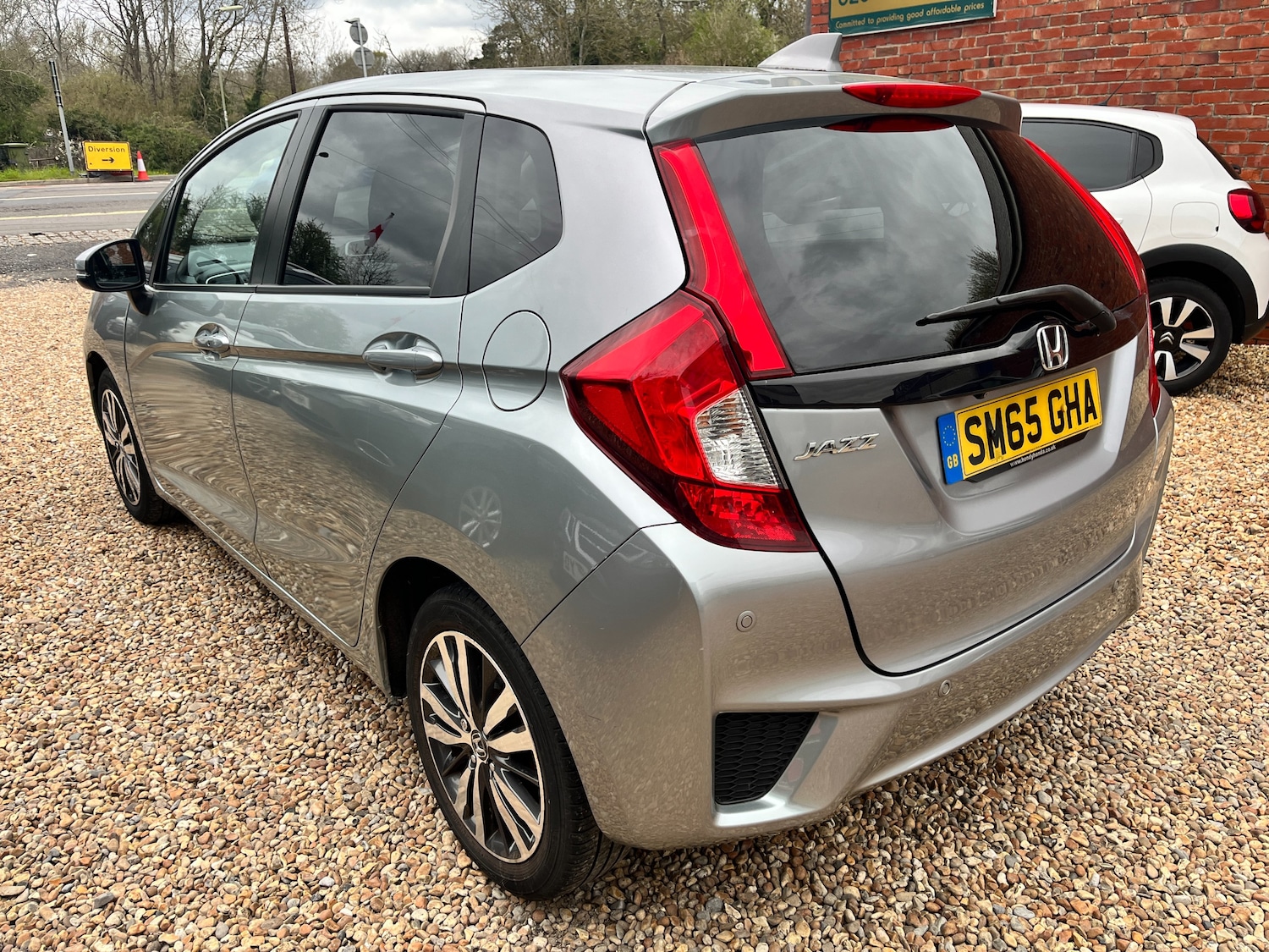 Used Honda Jazz 2015 for sale - 78098384: Photo 6