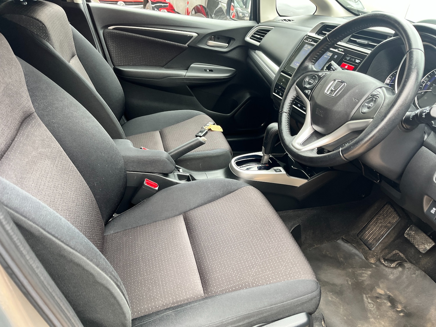 Used Honda Jazz 2015 for sale - 78098384: Photo 8