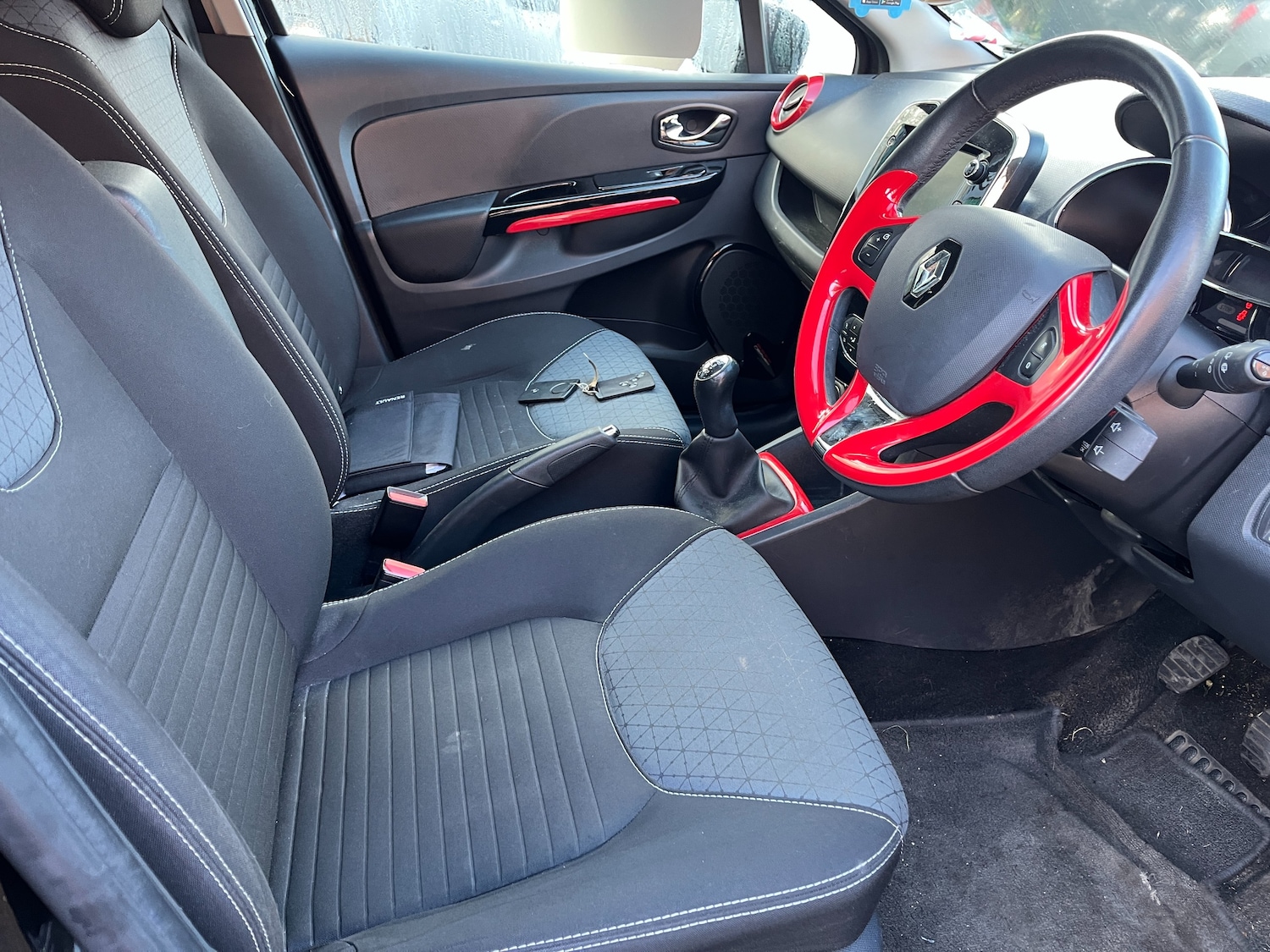 Used Renault Clio 2014 for sale - 76353054: Photo 7