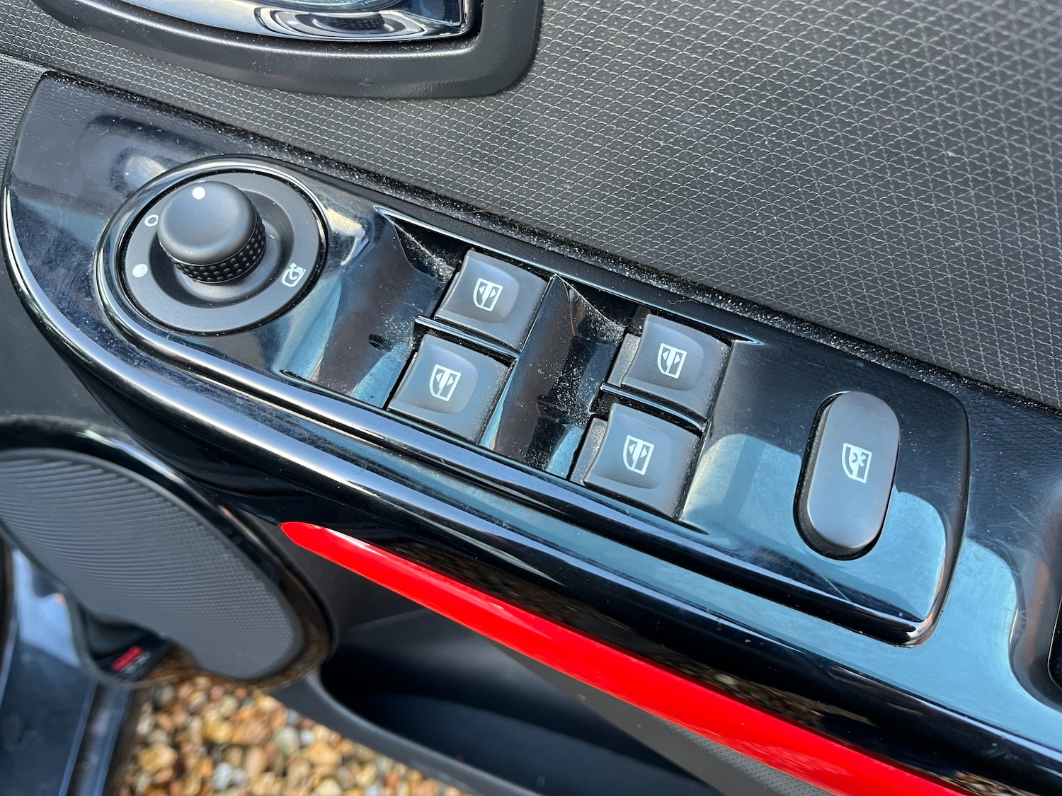 Used Renault Clio 2014 for sale - 76353054: Photo 8