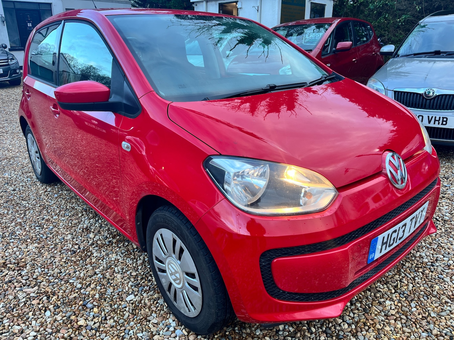 Used Volkswagen up! 2013 for sale - 77301618: Photo 3