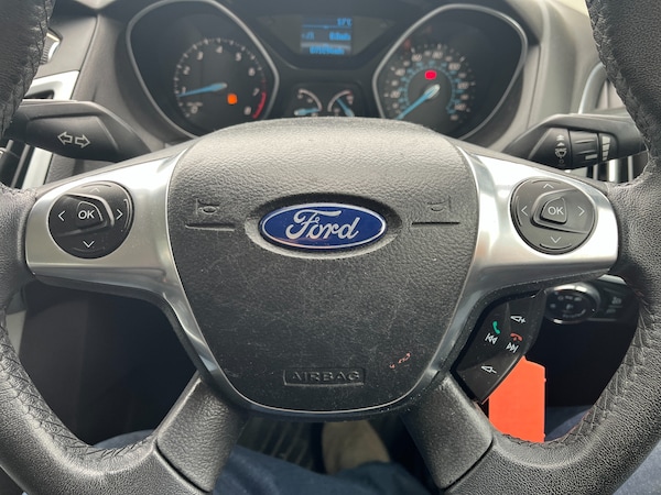 Used Ford Focus 2012 for sale - 76305293: Photo 11