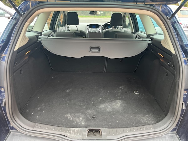 Used Ford Focus 2012 for sale - 76305293: Photo 7