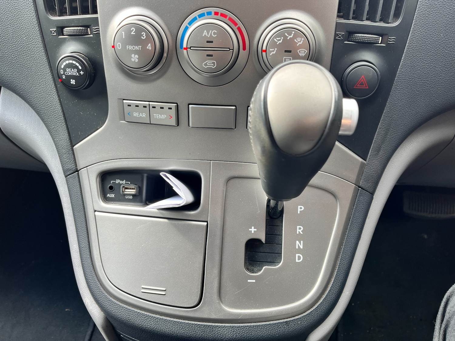 Used Hyundai i800 2013 for sale - 78069711: Photo 15