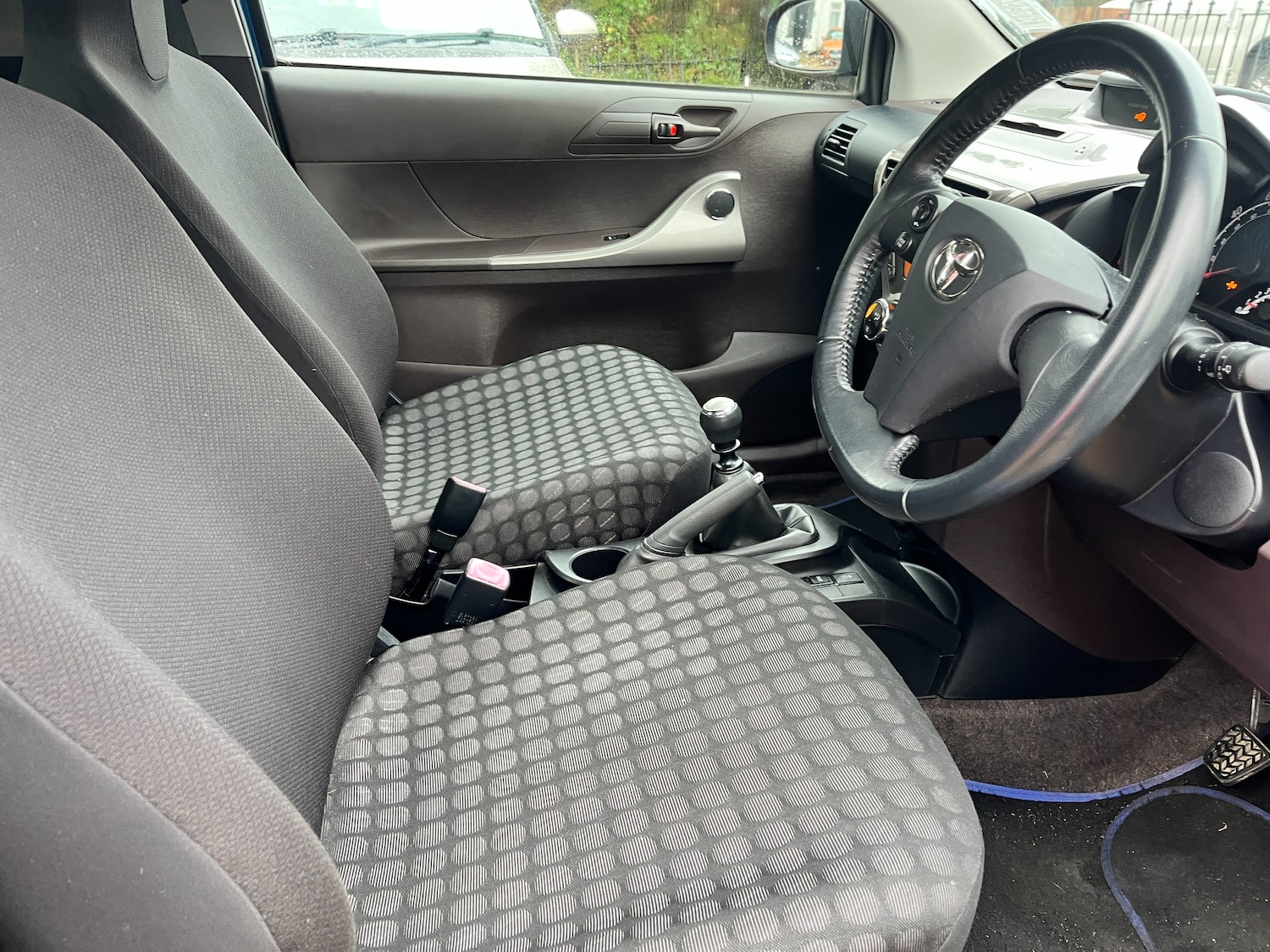 Used Toyota IQ 2010 for sale - 77462964: Photo 7