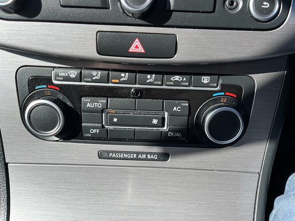 Used Volkswagen Passat 2011 for sale - 75705624: Photo 12