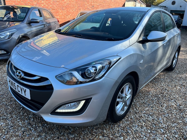 Used Hyundai i30 2015 for sale - 76224954: Photo 1