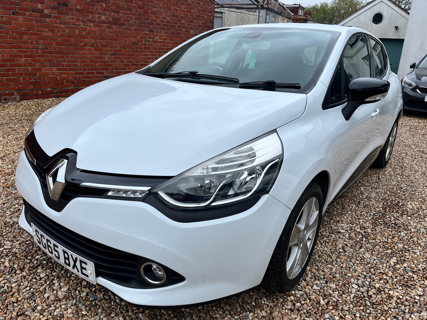 Used Renault Clio 2015 for sale - 78134849: Photo 1