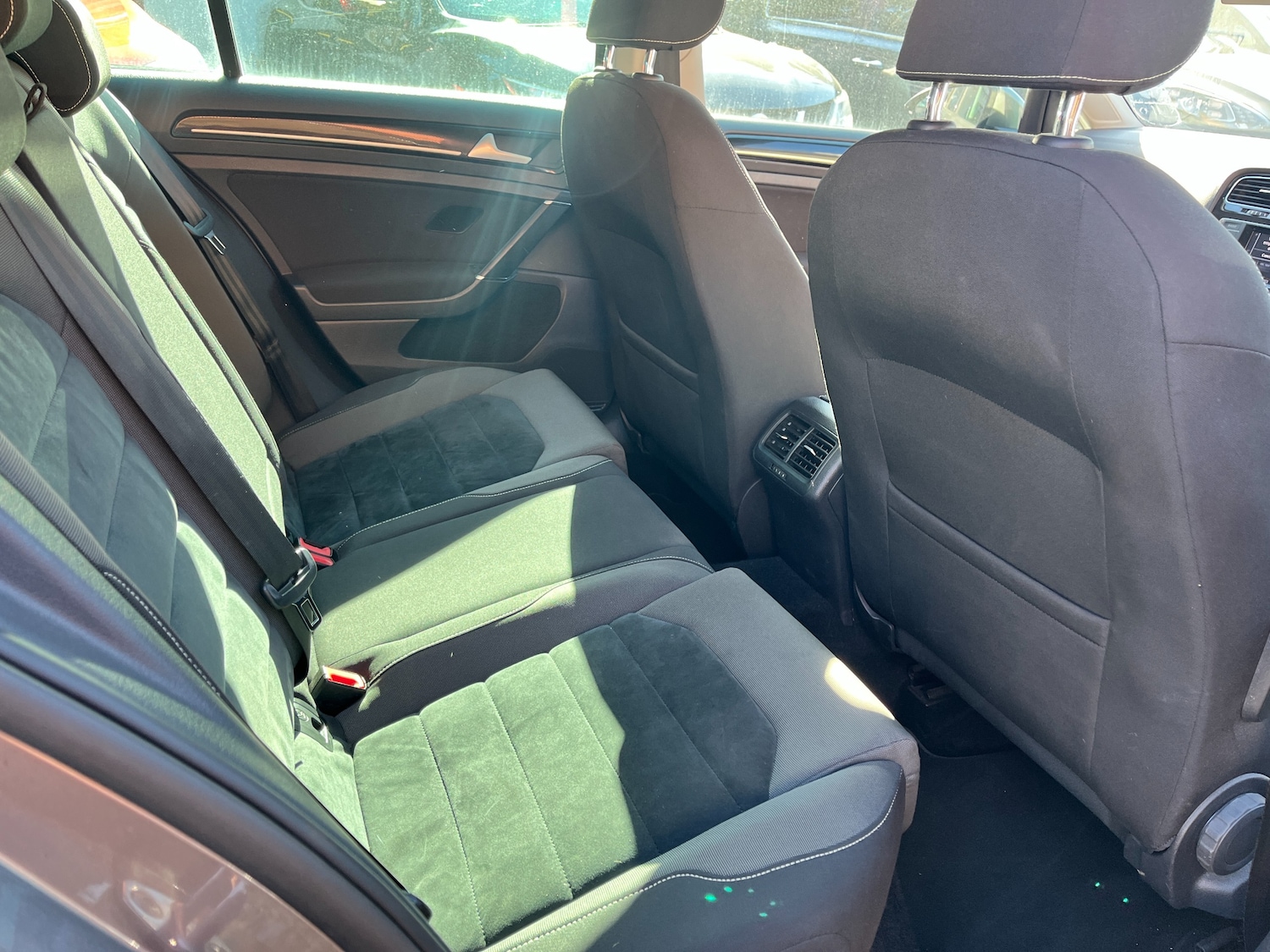 Used Volkswagen Golf 2014 for sale - 77976104: Photo 11