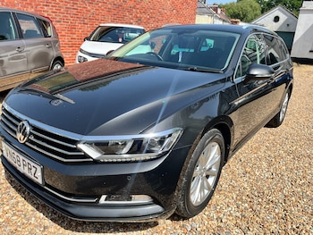 Used Volkswagen Passat 2018 for sale - 78750374: Photo