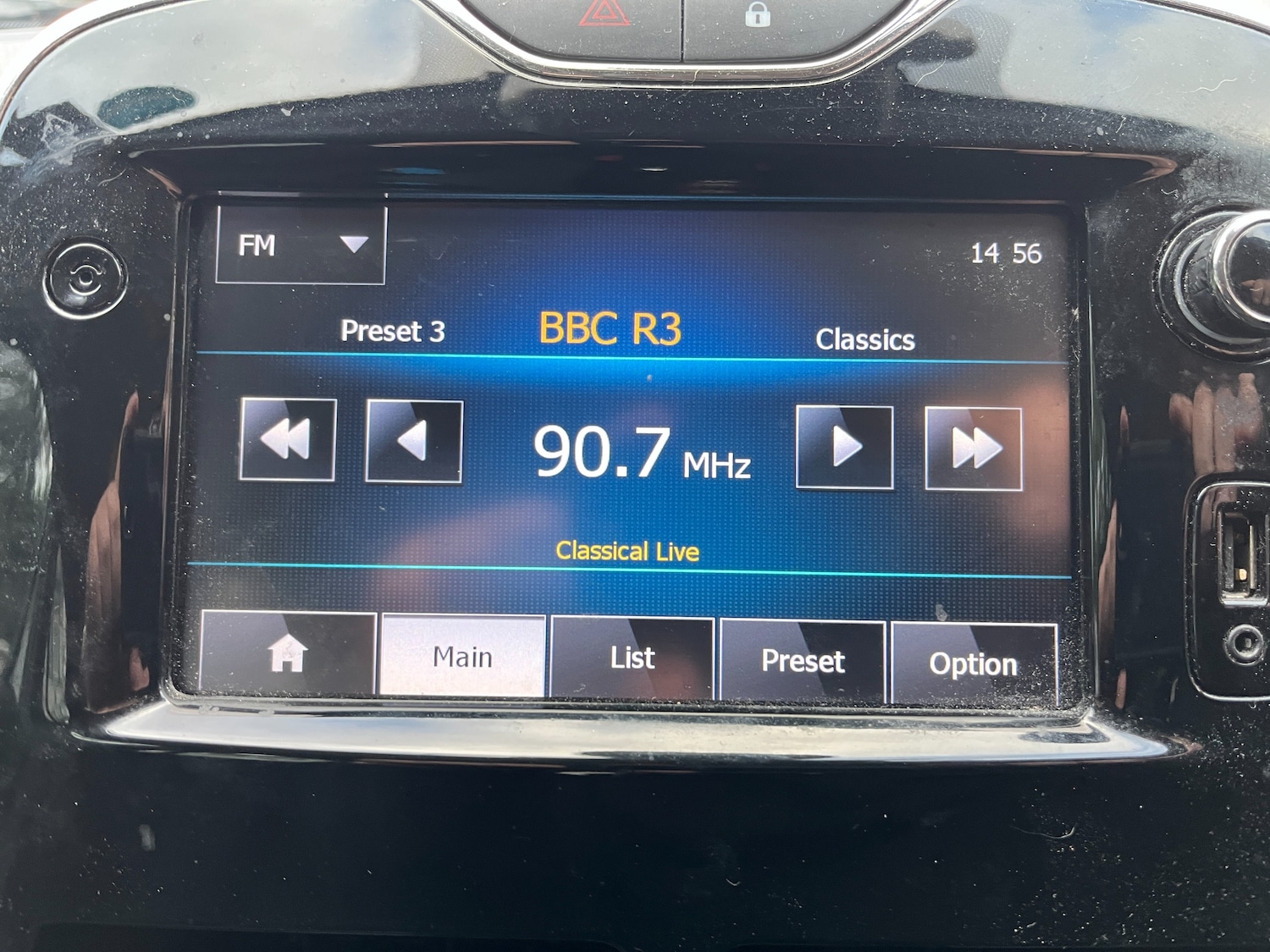 Used Renault Clio 2013 for sale - 76412650: Photo 12