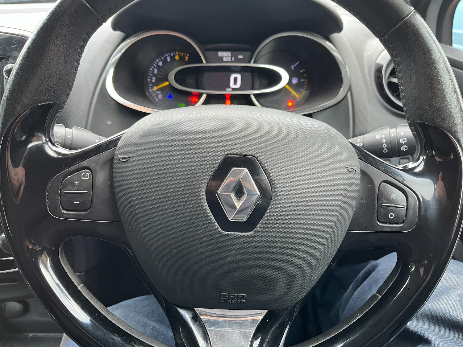 Used Renault Clio 2013 for sale - 76412650: Photo 14