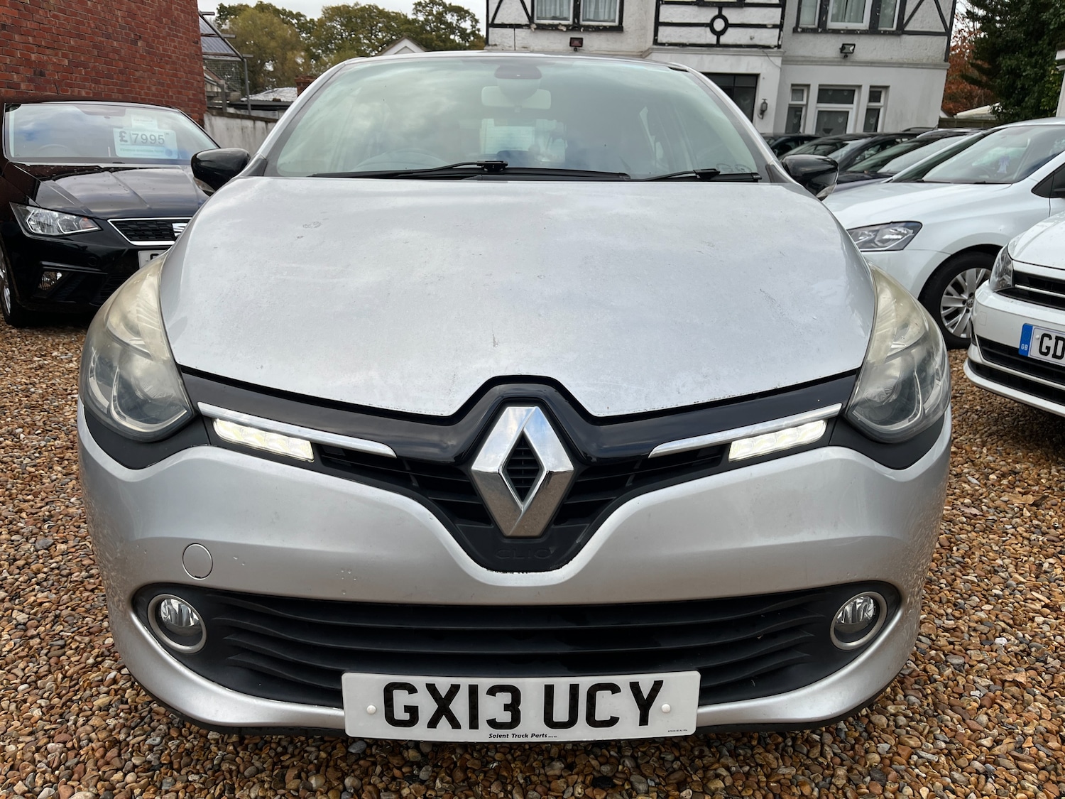 Used Renault Clio 2013 for sale - 76412650: Photo 2
