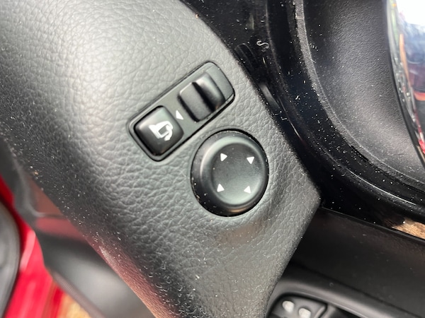 Used Nissan Qashqai 2014 for sale - 76232340: Photo 10
