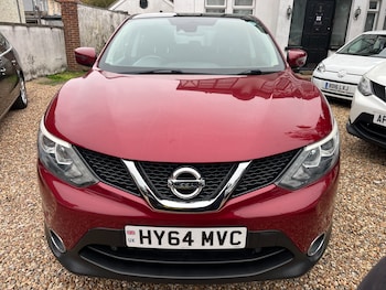 Used Nissan Qashqai 2014 for sale - 76232340: Photo 2