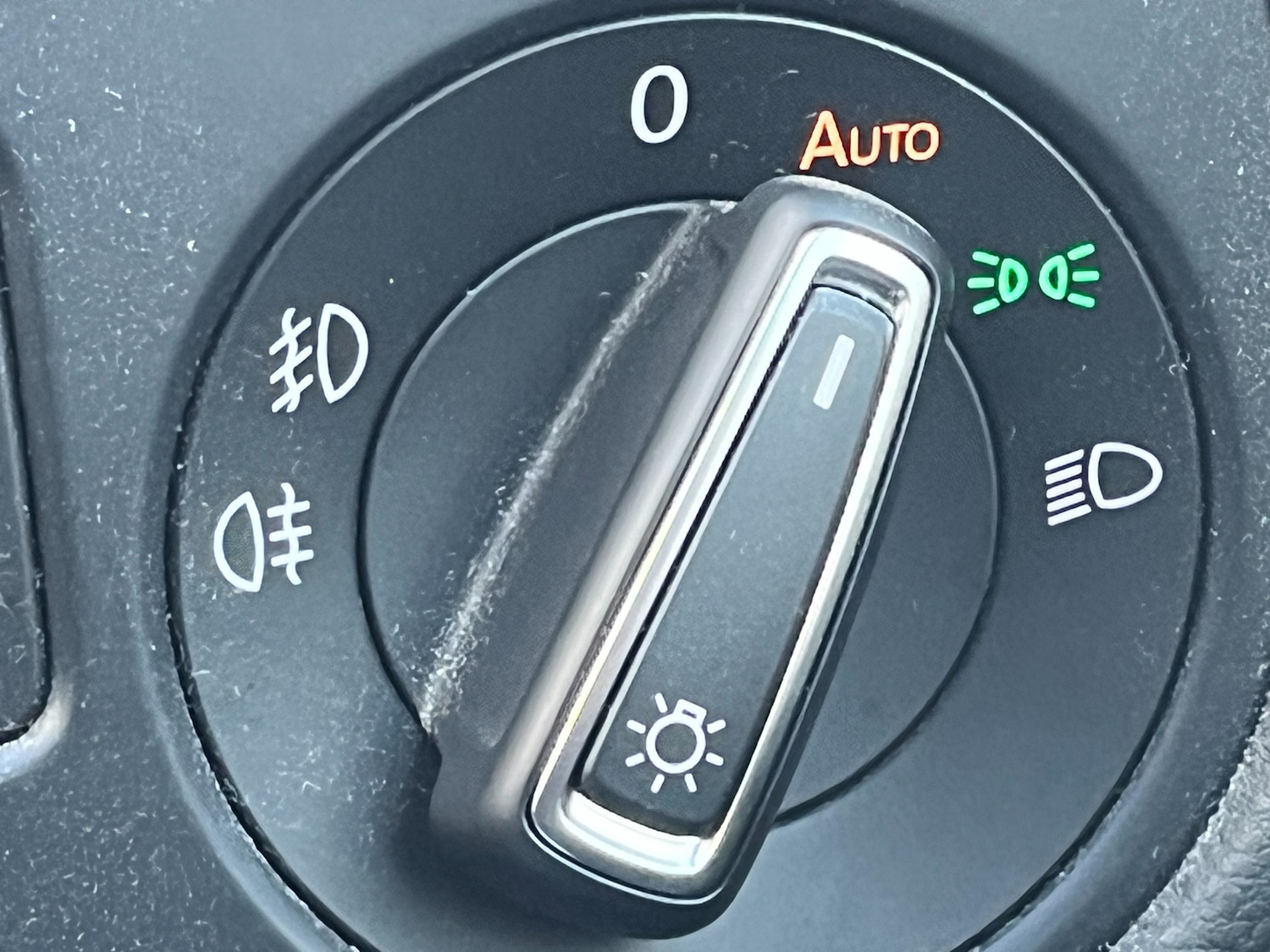 Used Volkswagen Golf 2015 for sale - 76466284: Photo 23