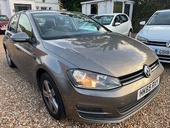 Used Volkswagen Golf 2015 for sale - 76466284: Photo