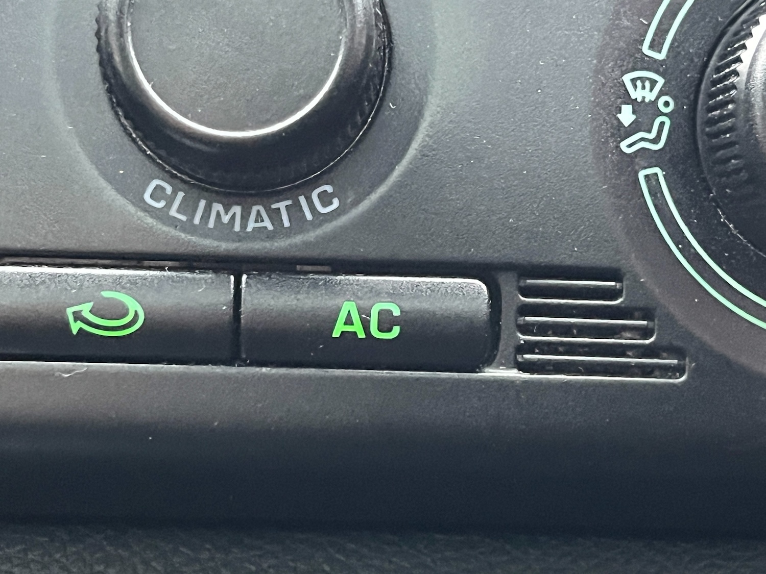 Used Skoda Roomster 2010 for sale - 76919082: Photo 15