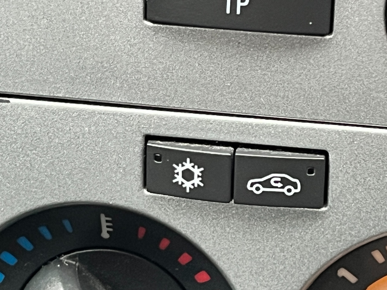 Used Vauxhall Corsa 2013 for sale - 77301616: Photo 14