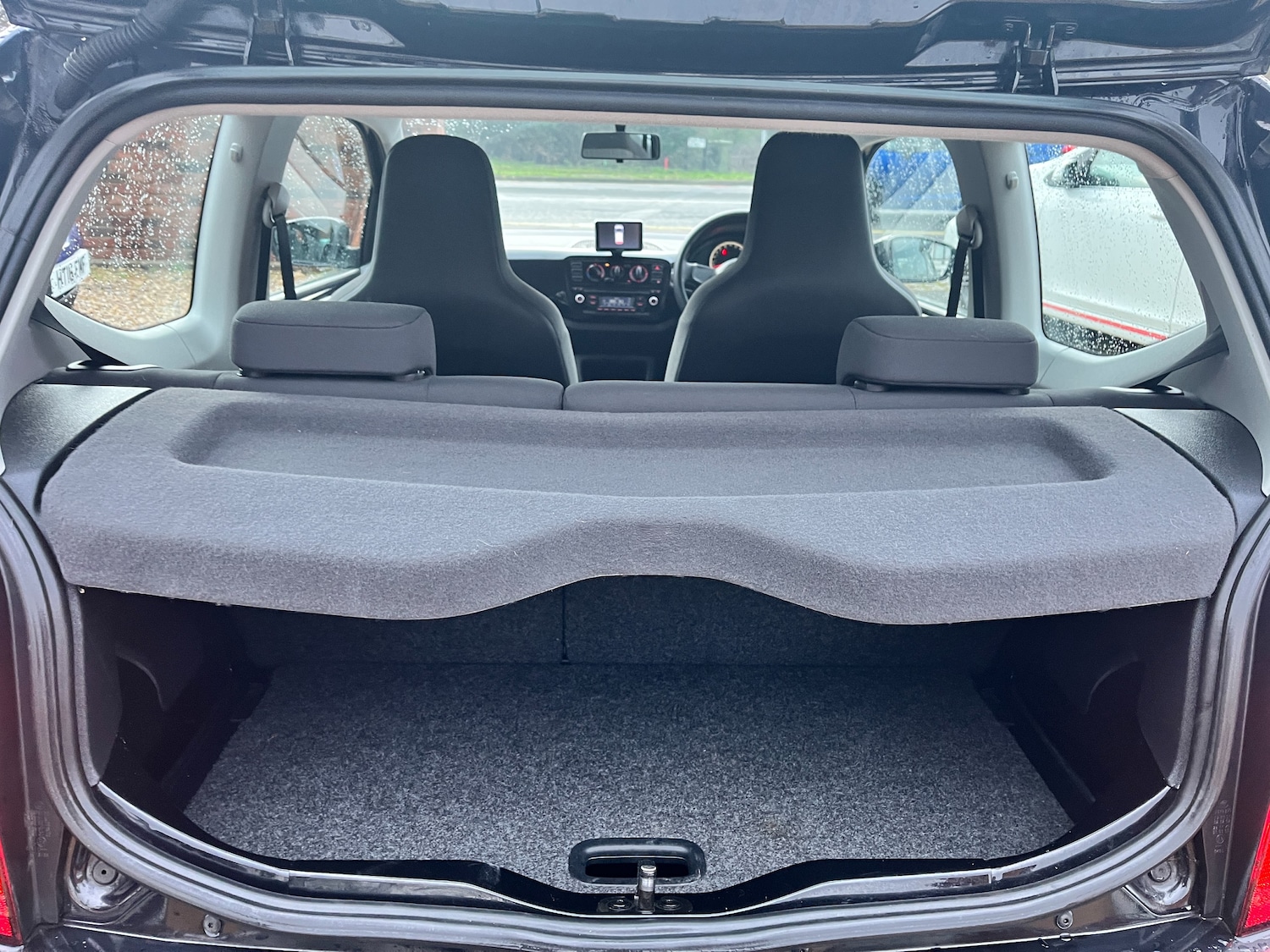 Used Volkswagen up! 2014 for sale - 77249436: Photo 7