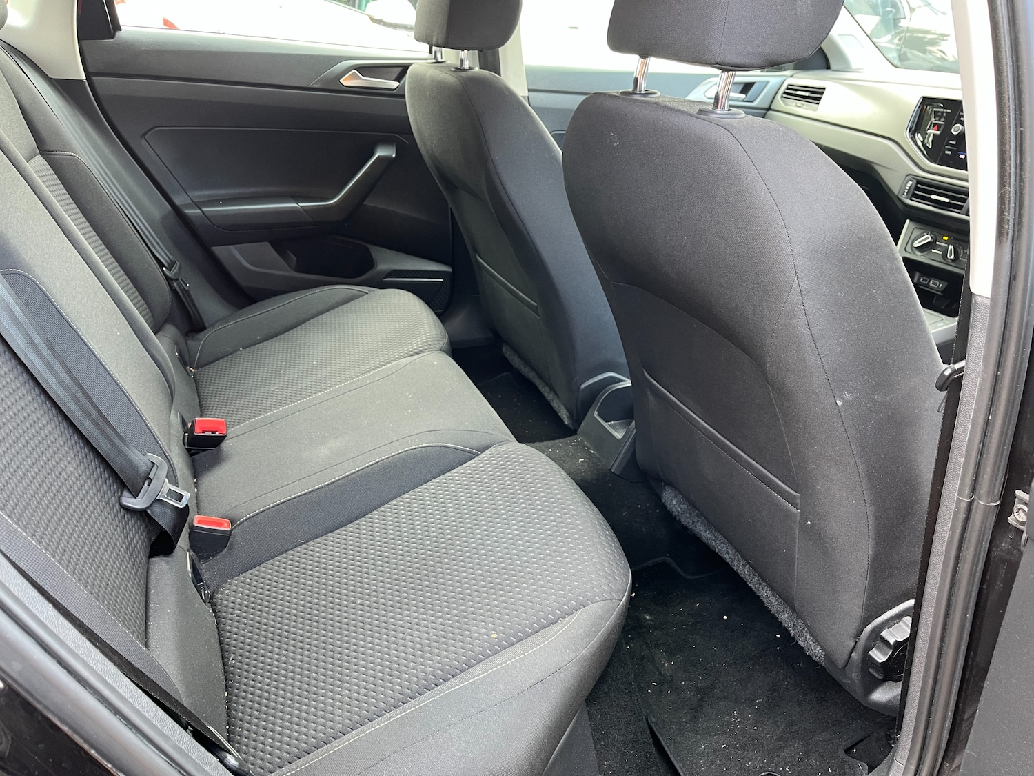 Used Volkswagen Polo 2018 for sale - 76508885: Photo 10