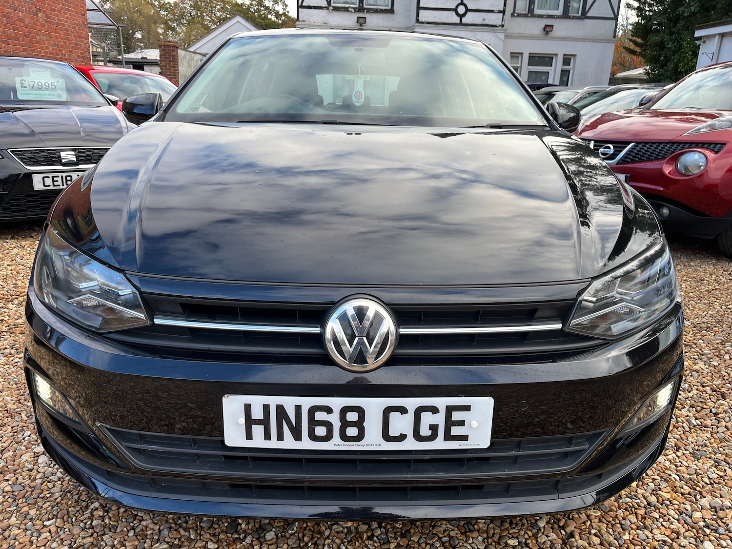 Used Volkswagen Polo 2018 for sale - 76508885: Photo 2