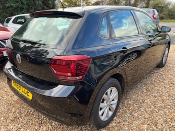 Used Volkswagen Polo 2018 for sale - 76508885: Photo