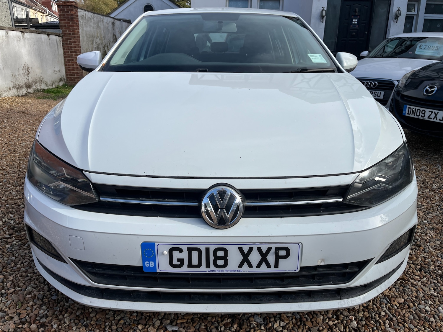 Used Volkswagen Polo 2018 for sale - 76364402: Photo 2