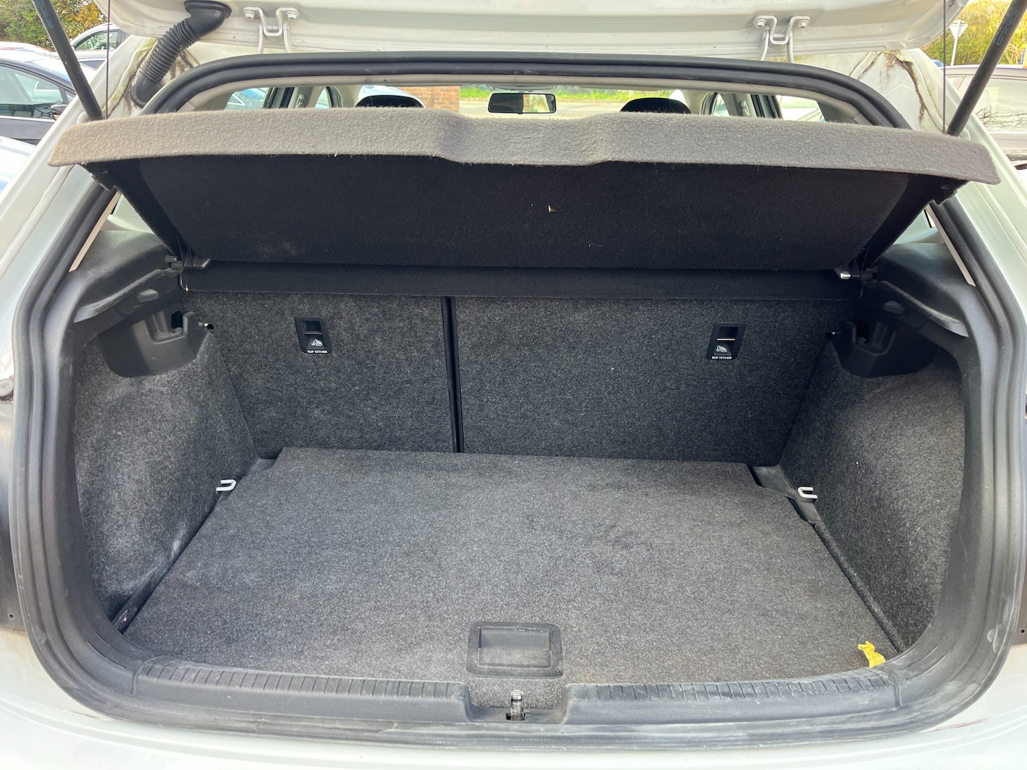 Used Volkswagen Polo 2018 for sale - 76364402: Photo 7