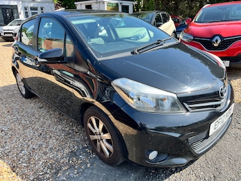Used Toyota Yaris 2012 for sale - 78526221: Photo