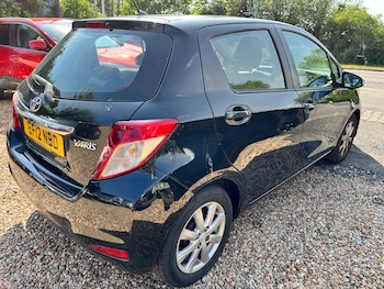 Used Toyota Yaris 2012 for sale - 78526221: Photo