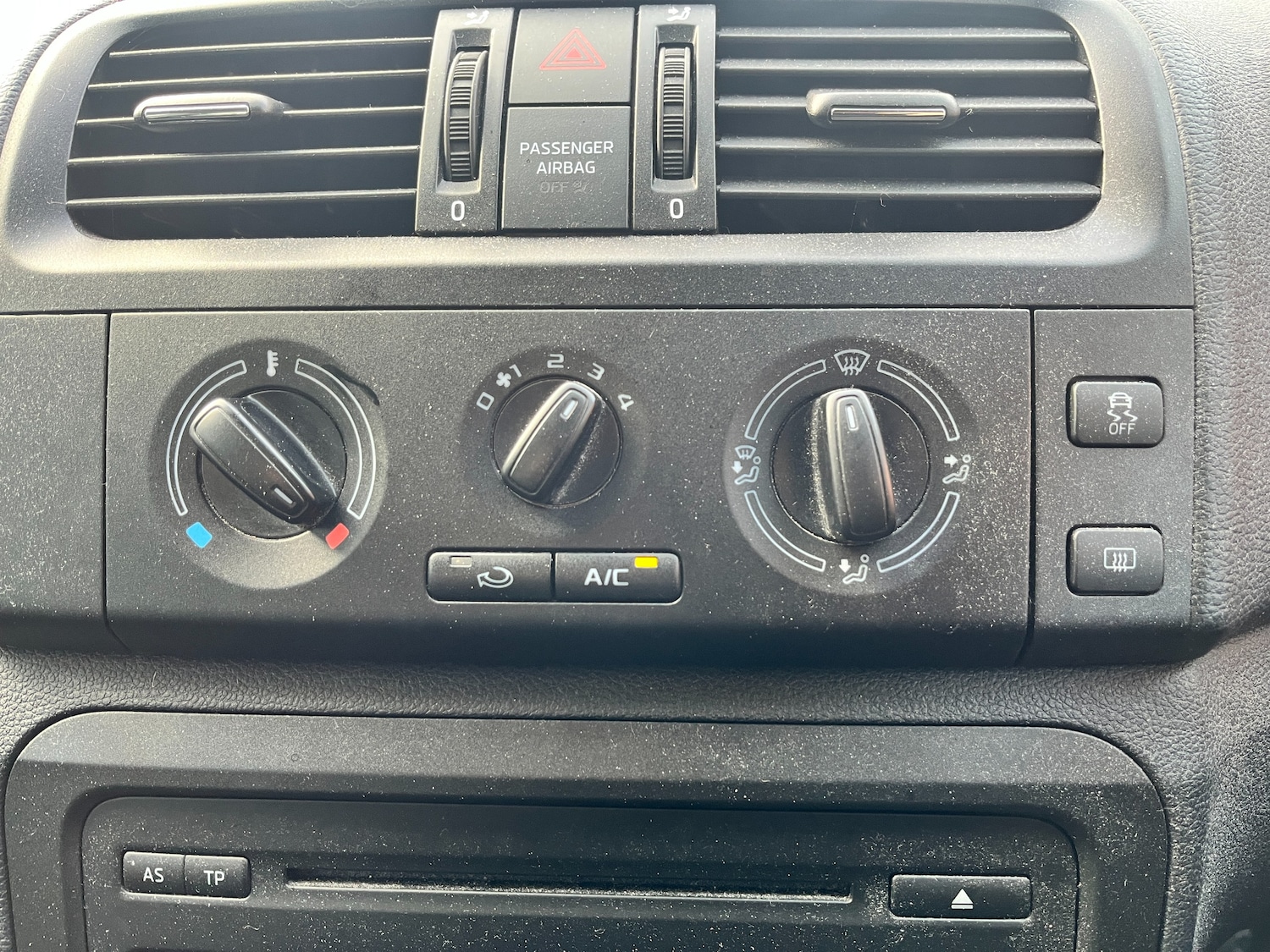 Used Skoda Fabia 2014 for sale - 77226132: Photo 12