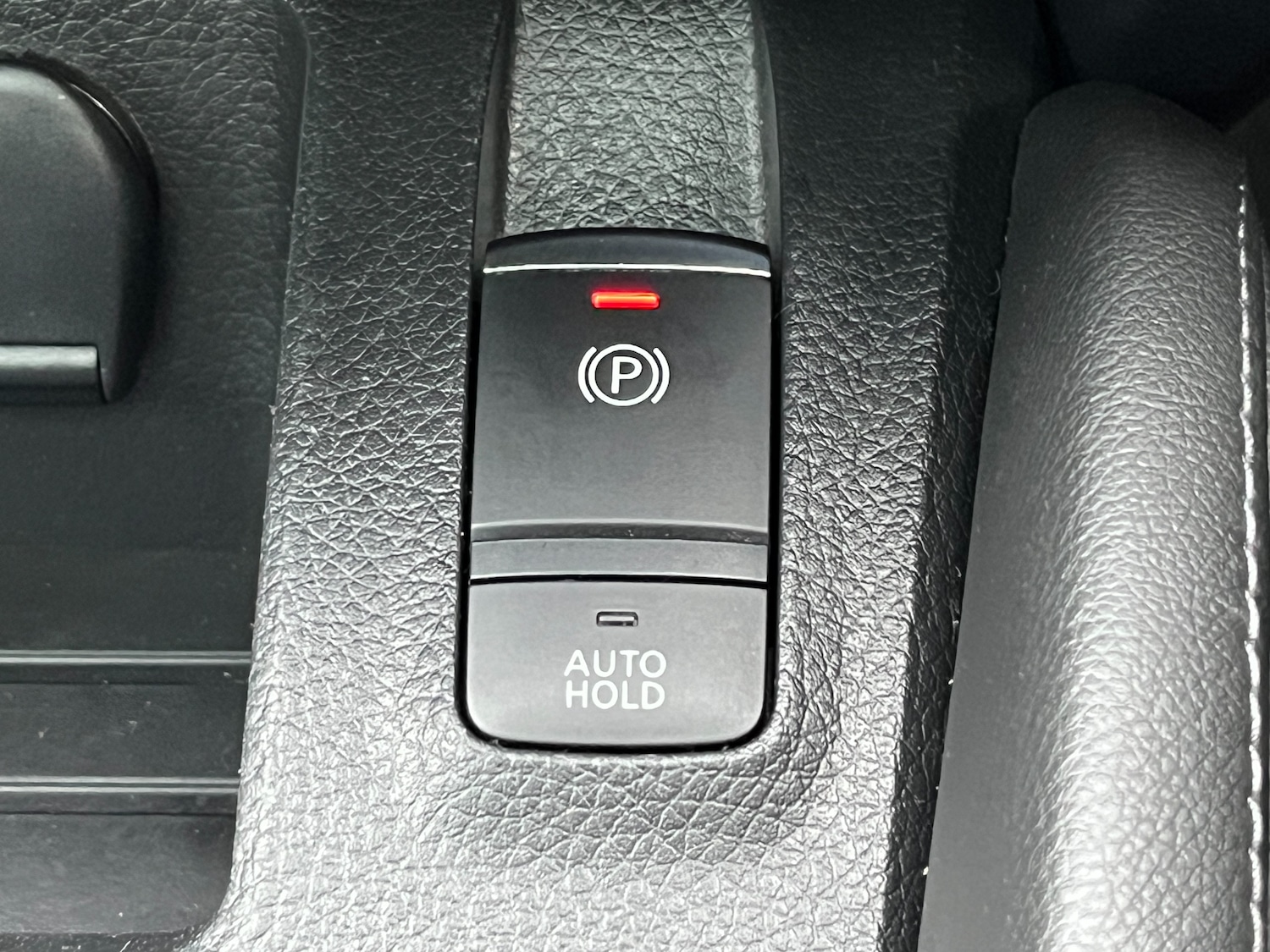 Used Nissan Qashqai 2017 for sale - 76508888: Photo 16