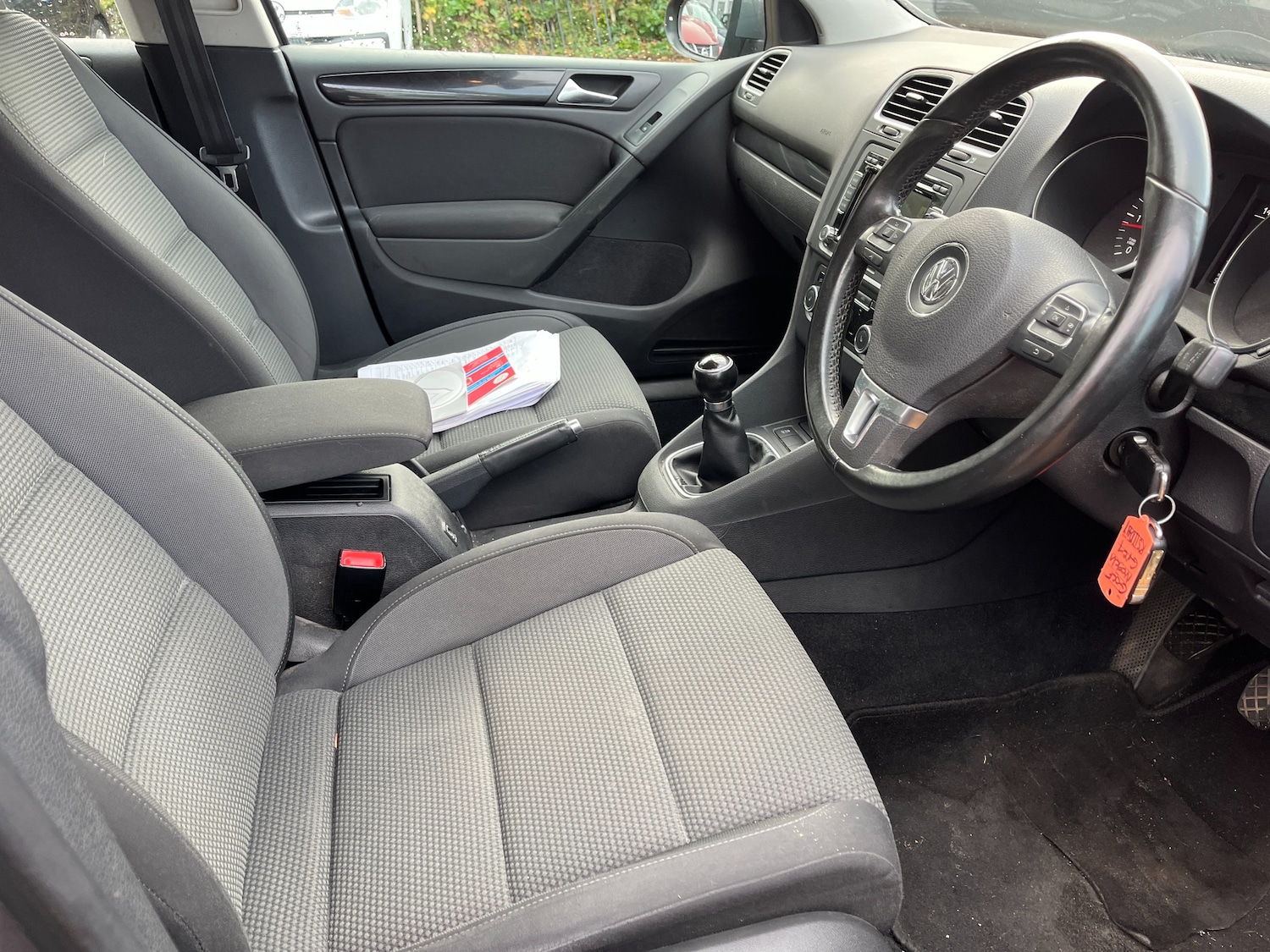 Used Volkswagen Golf 2011 for sale - 76535046: Photo 8