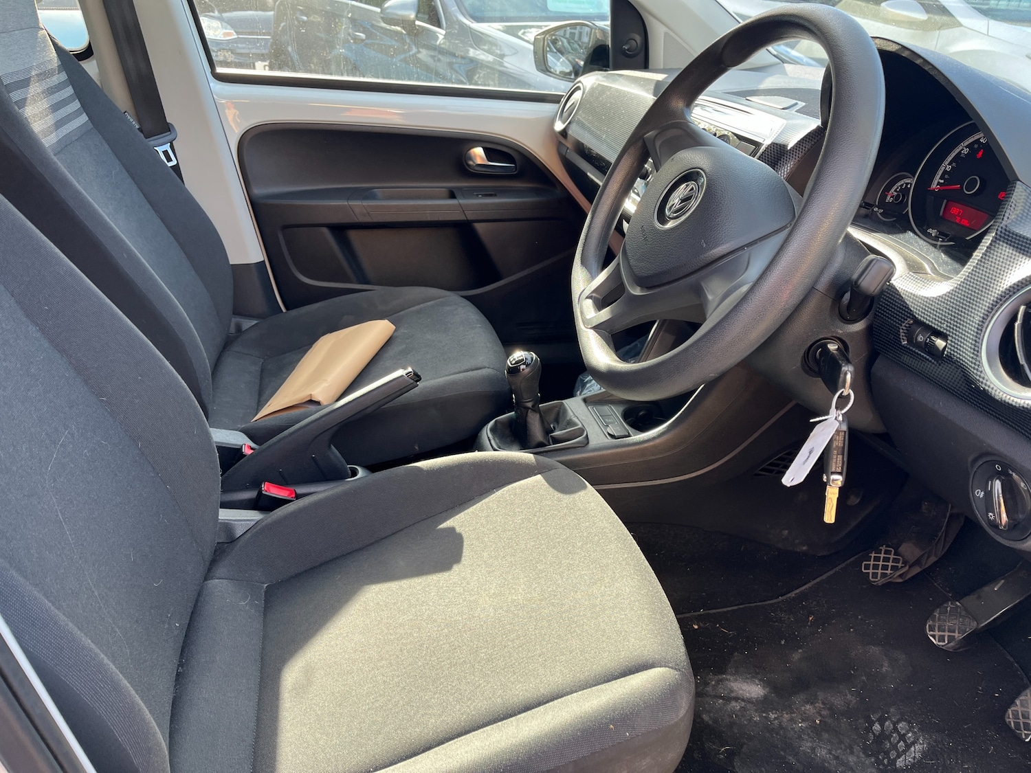 Used Volkswagen up! 2017 for sale - 76364372: Photo 9