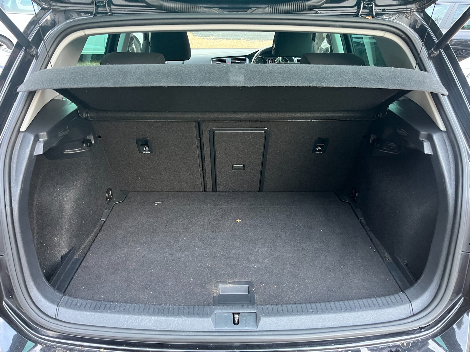 Used Volkswagen Golf 2019 for sale - 76480798: Photo 7