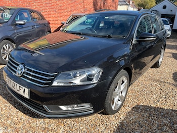 Volkswagen - Passat