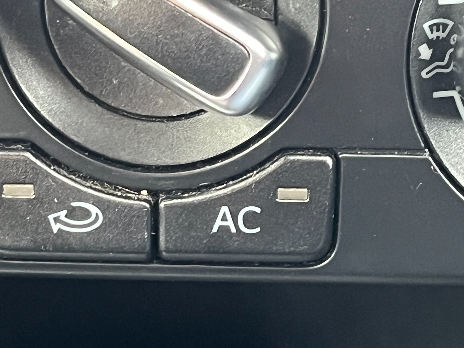 Used Volkswagen Polo 2014 for sale - 76149158: Photo 11