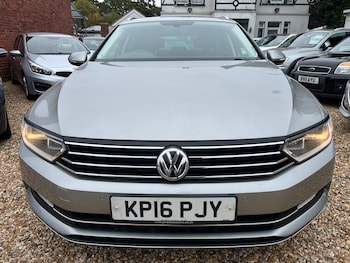 Used Volkswagen Passat 2016 for sale - 76232311: Photo 2