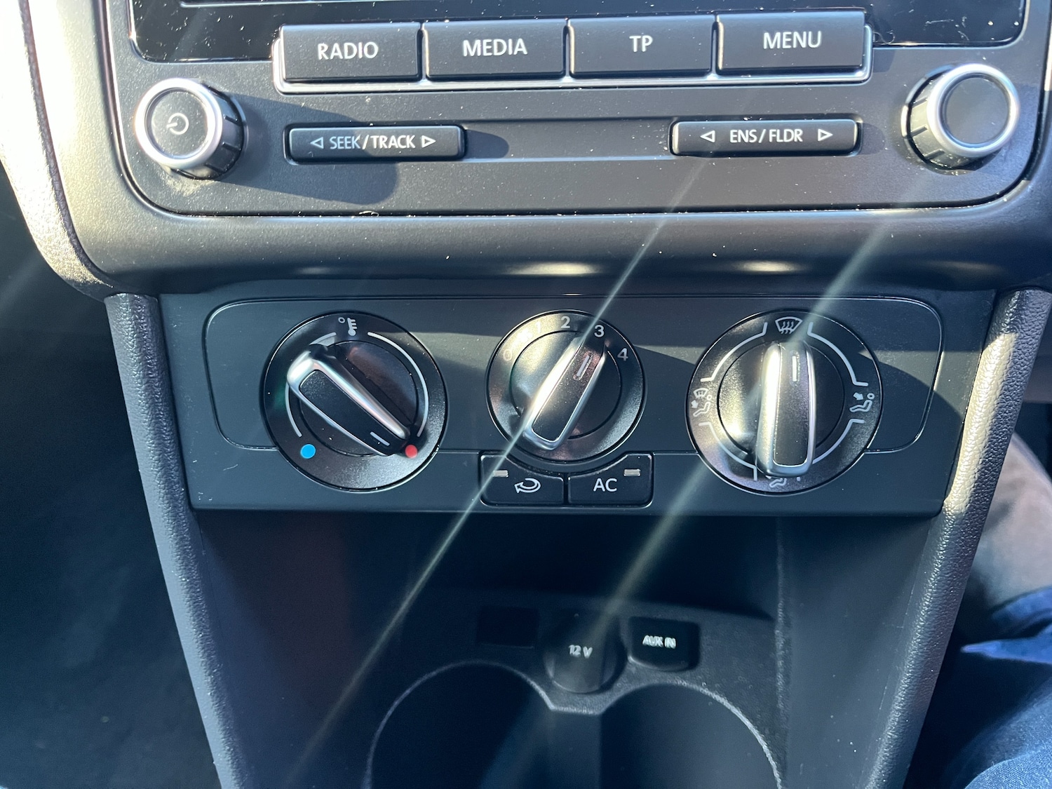 Used Volkswagen Polo 2014 for sale - 77128666: Photo 14