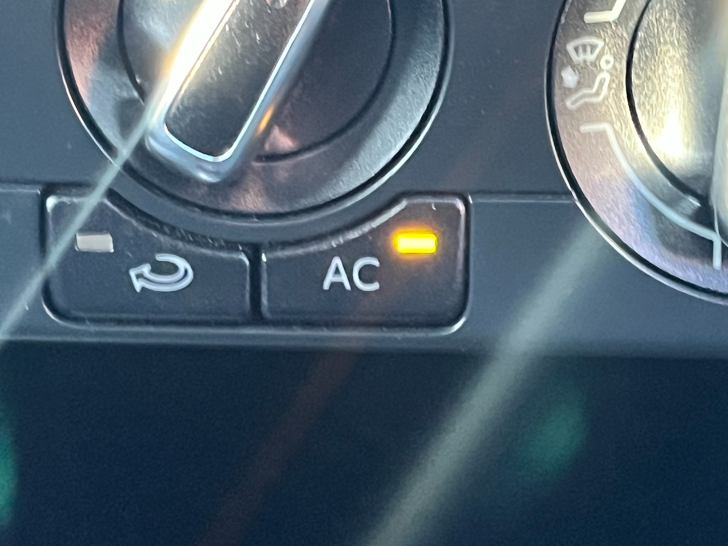 Used Volkswagen Polo 2014 for sale - 77128666: Photo 15