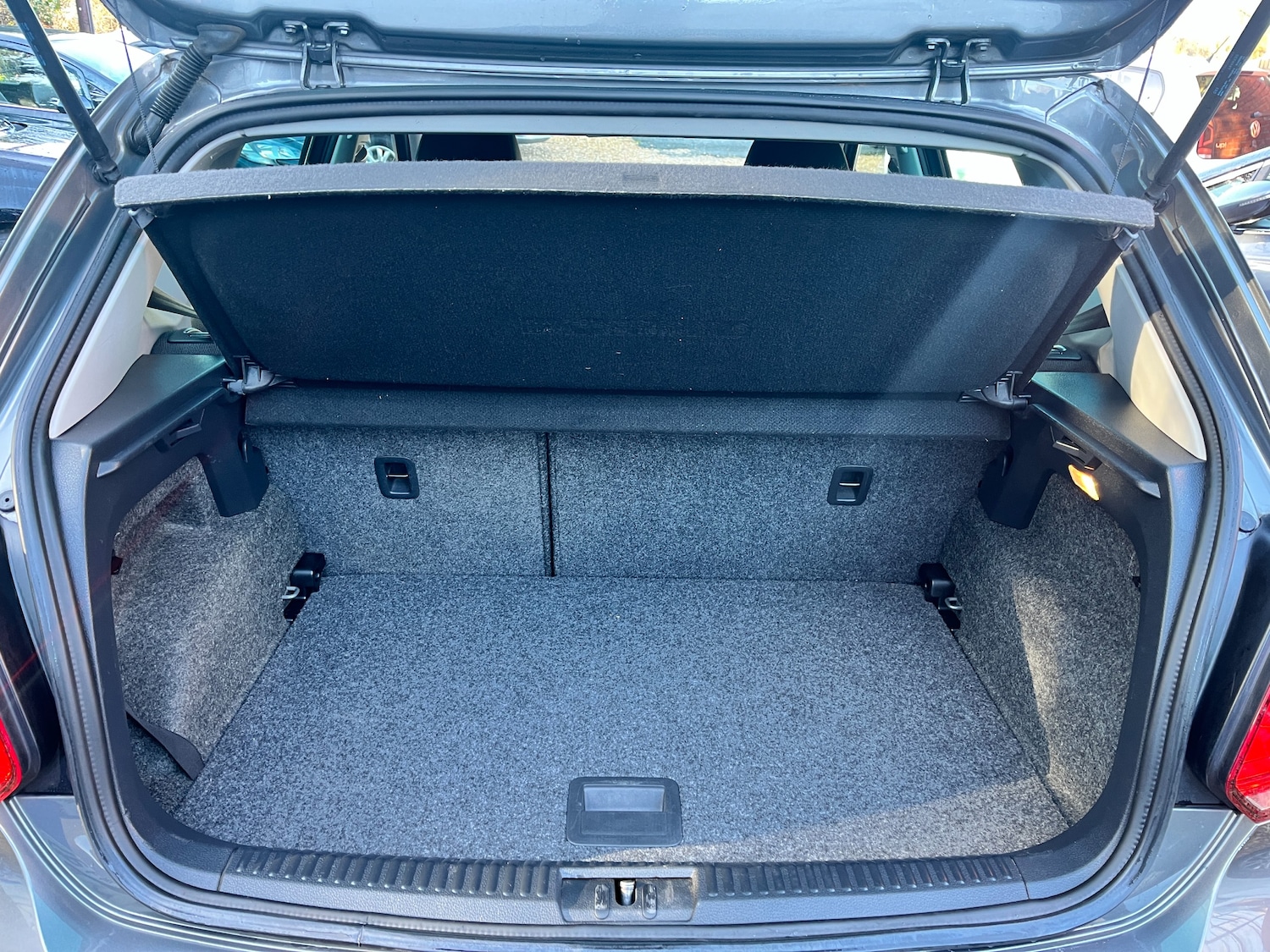 Used Volkswagen Polo 2014 for sale - 77128666: Photo 7