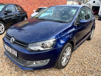 Used Volkswagen Polo 2010 for sale - 77976105: Photo