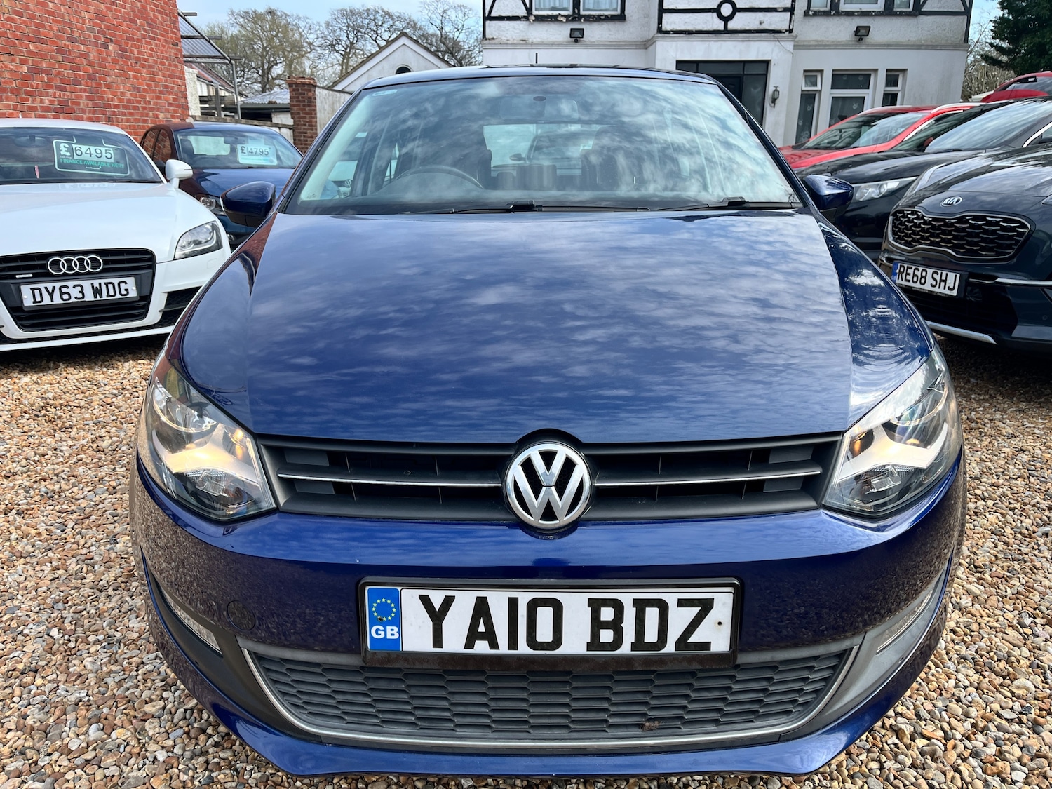 Used Volkswagen Polo 2010 for sale - 77976105: Photo 2